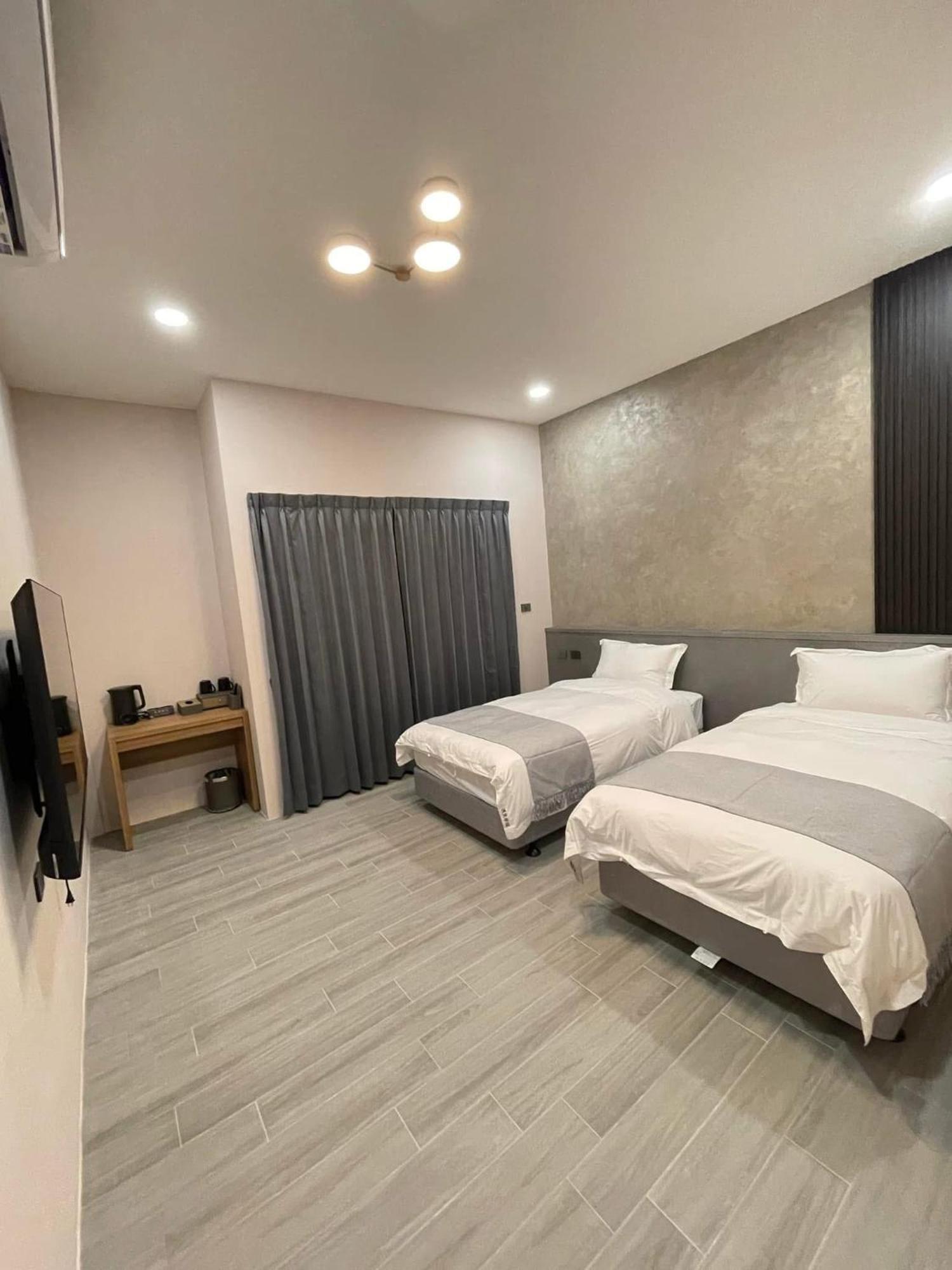 Fall In Love Karuizawa Hostel 풀리 외부 사진