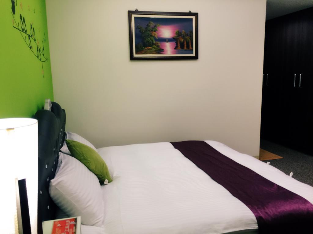 Fall In Love Karuizawa Hostel 풀리 외부 사진