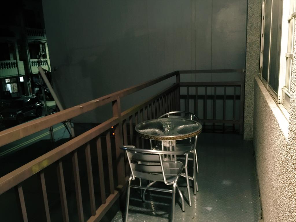 Fall In Love Karuizawa Hostel 풀리 외부 사진
